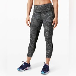 Lululemon Pace Rival High-Rise Crop 22"